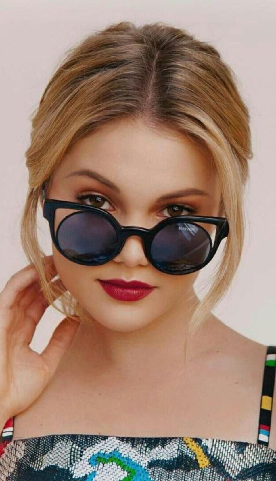 Olivia holt 