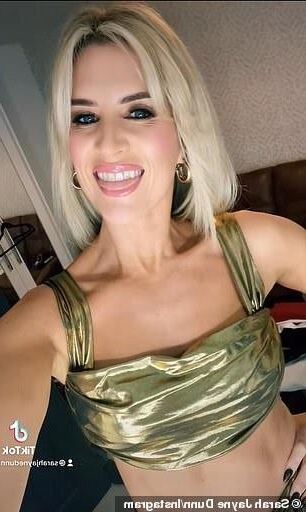 見事な女性、サラ・ジェイン・ダン
