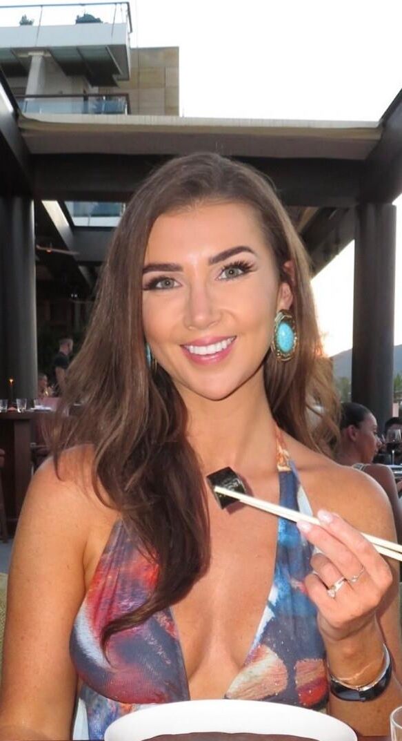 British Sports TV Presenter Kate Tracey looking sexy on holiday 
