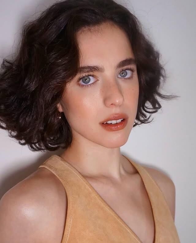 Celeb whores for NL comment 