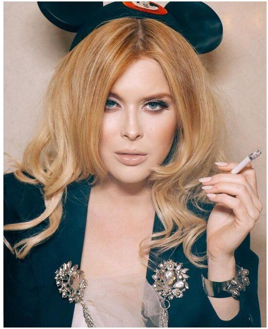 Renee Olstead smoking 