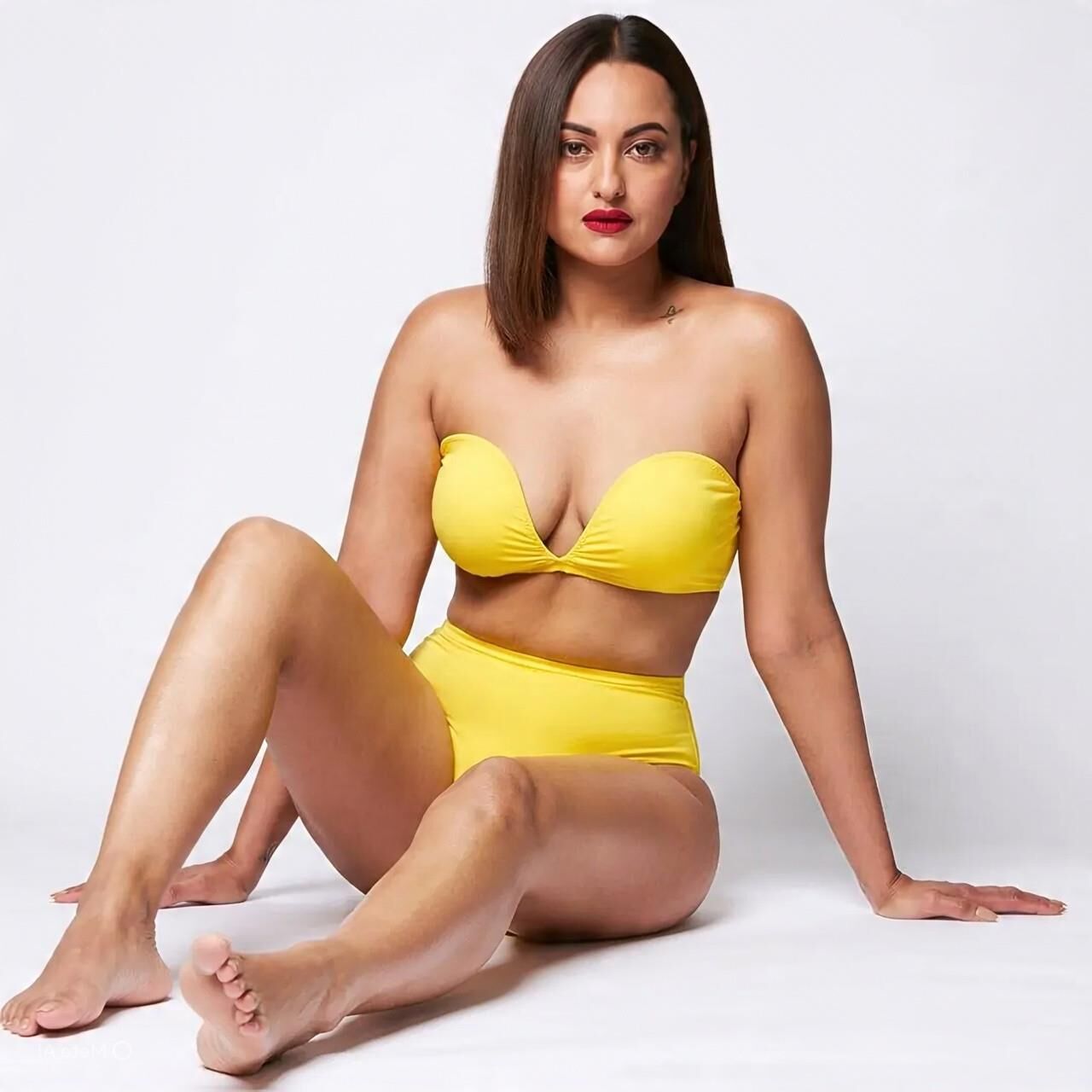 Hottest Indian Actress AI for Sissies, Cucks, and Shit Eaters 