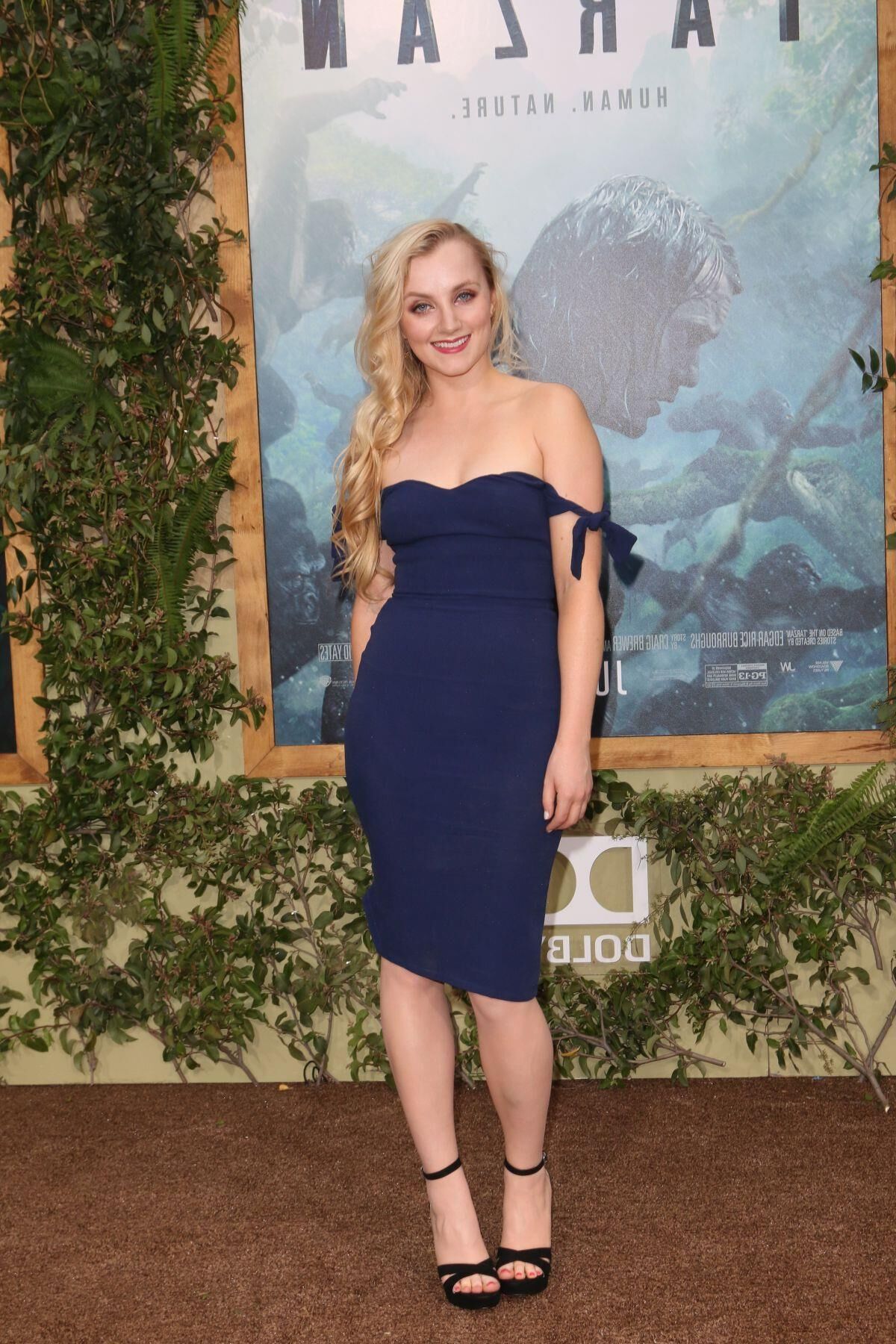 Evanna Lynch and her fantastic feet