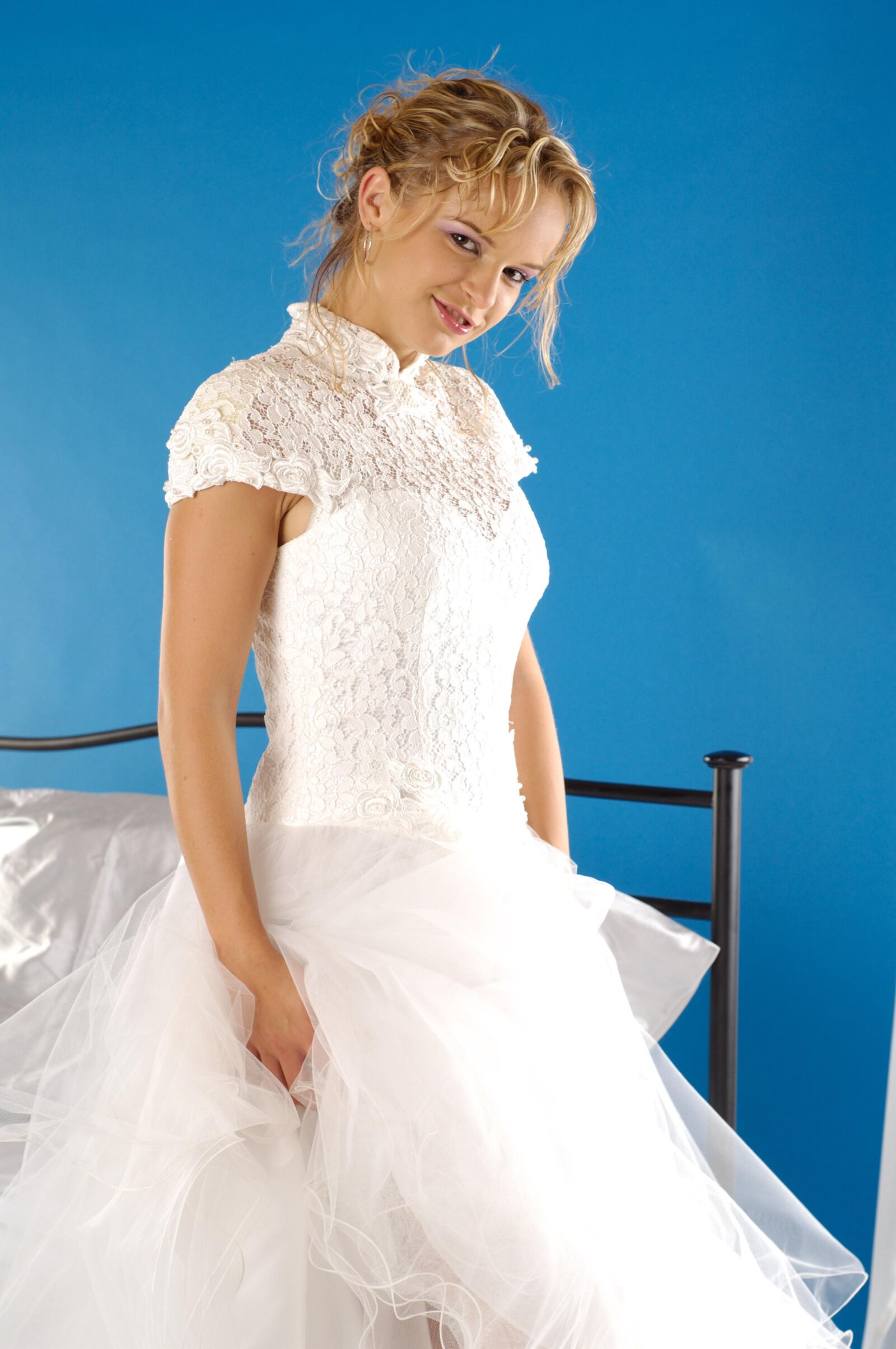 Beautiful Models PEACH White Dress