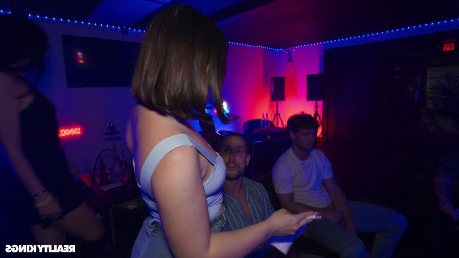 Lucy Lotus yo Hookah Bar Hookup