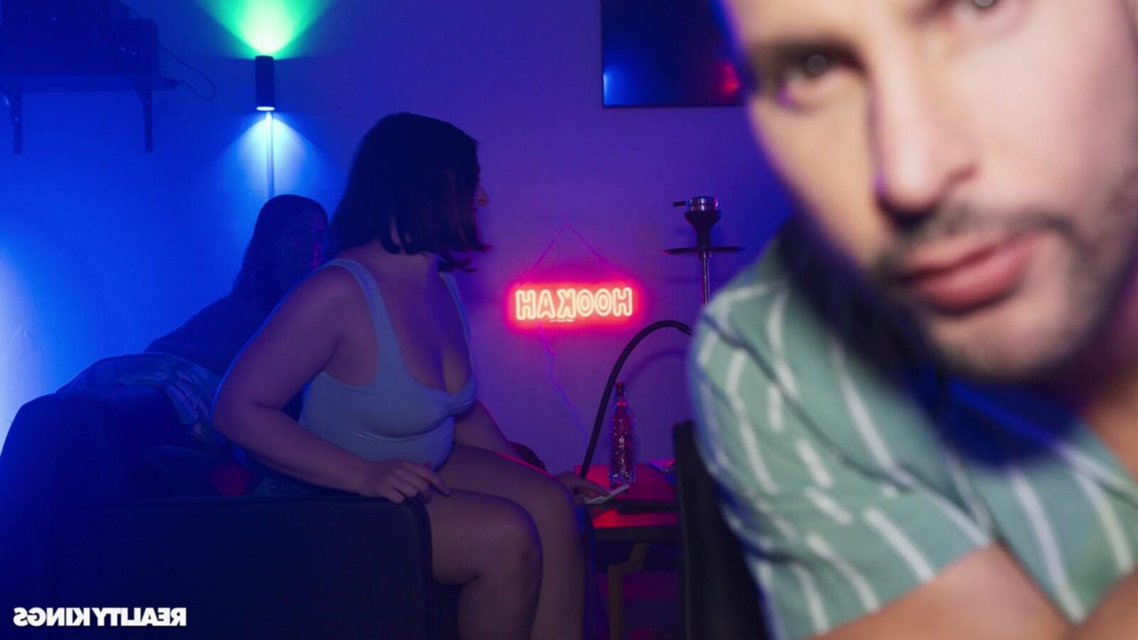 Lucy Lotus yo Hookah Bar Hookup