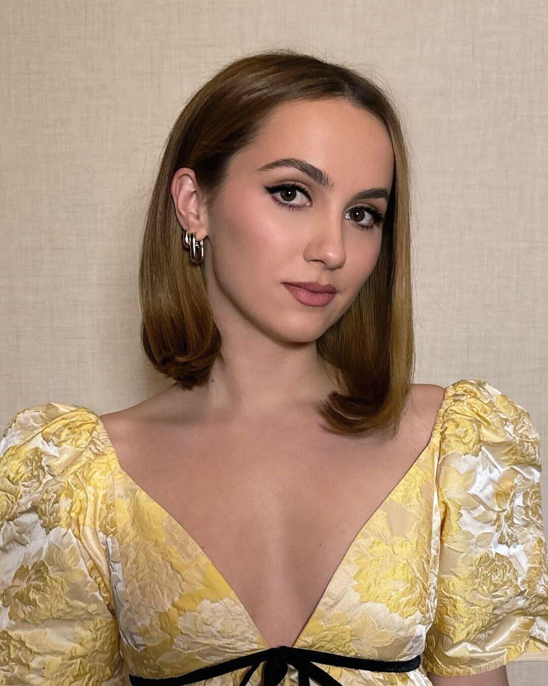 Maude Apatow
